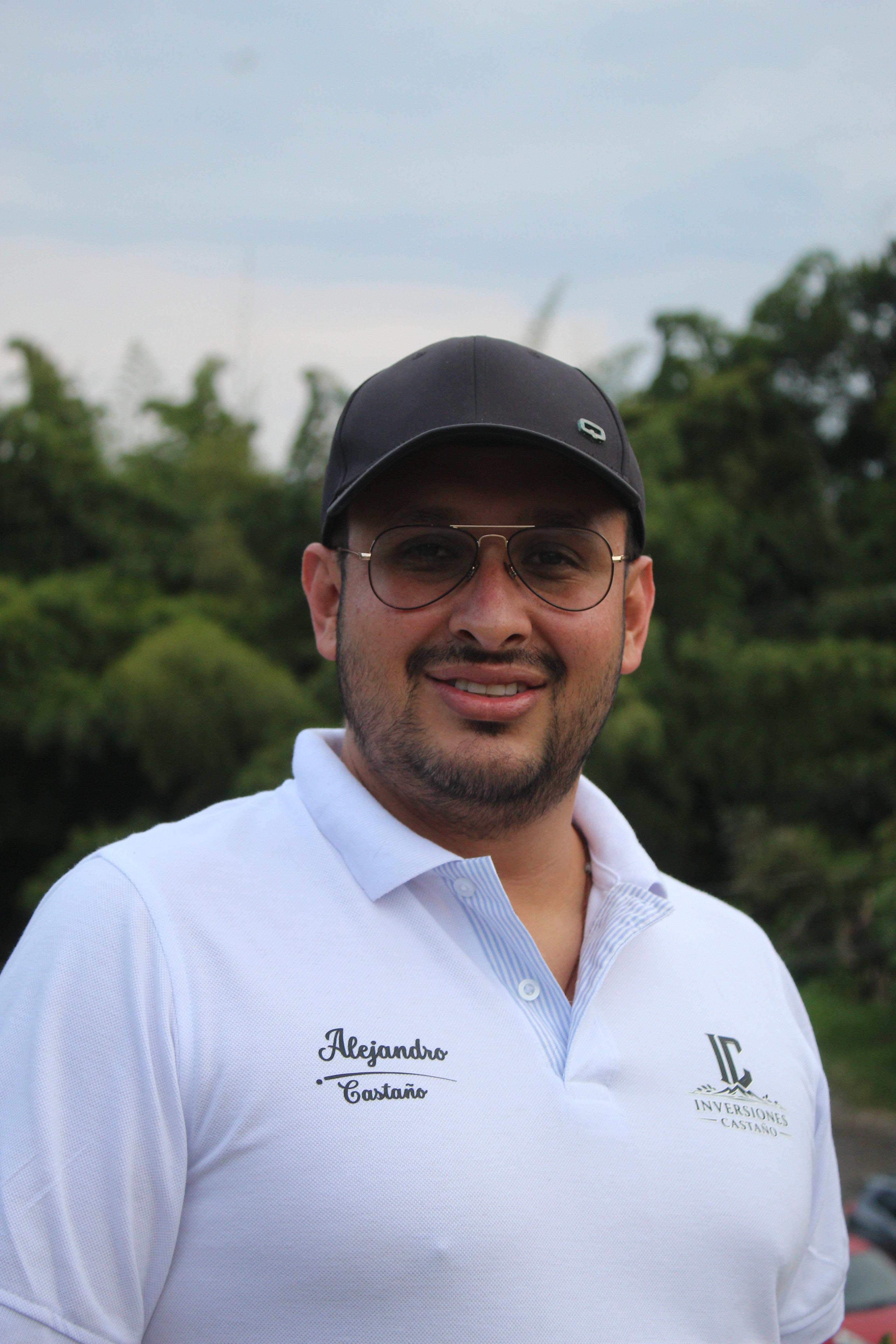 ALEJANDRO CASTAÑO